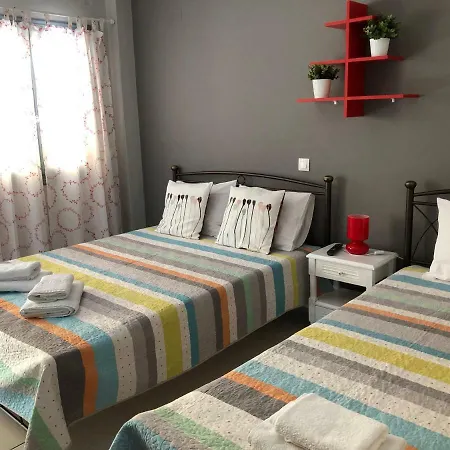 Kakovatos Apartamento *