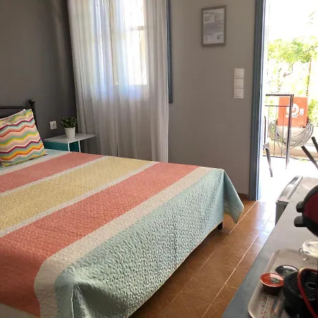 Kakovatos Apartamento *